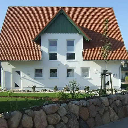 Holiday home Haus 145 1, Kiefernweg 10 *